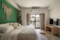Alleybend Homestay Hoteller i Fangshan Township