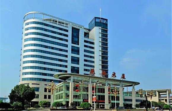 東陽花園大廈酒店（花園商業中心橫店通用機場店）