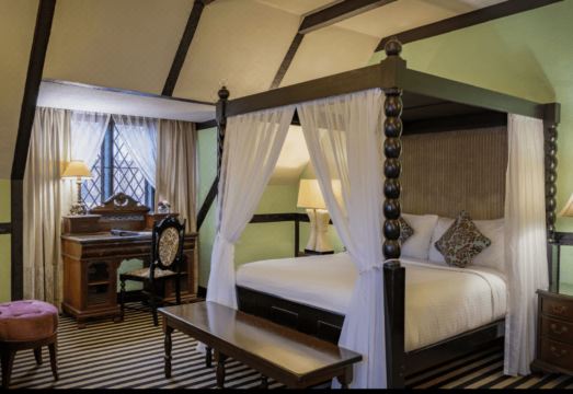 더 레이크하우스 카메론 하이랜드