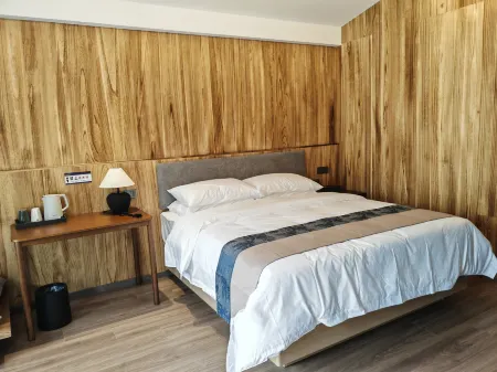 Xingyun Courtyard Homestay Отели в г. Синьми