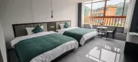 Jinnong Homestay (Xijiang Qianhudao Miao Village Branch) - 2 ดาว