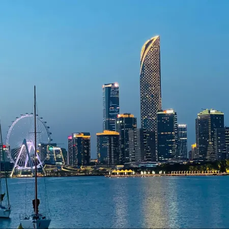 Clouds.Foresight Clouds Service Apartment (Suzhou Eye Ferris Wheel CenterJinji Lake Expo)