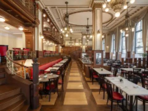 Mövenpick Hotel Budapest Centre โรงแรมในบูดาเปสต์