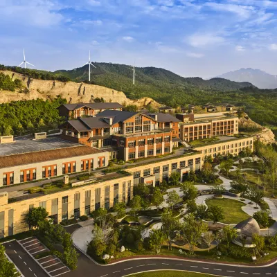 Secan Hotel Qingdao, Curio Collection by Hilton Hotels near Zhongde Ecological Garden