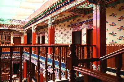 Tibetan Family Hotel in zona White Rock Cliffs