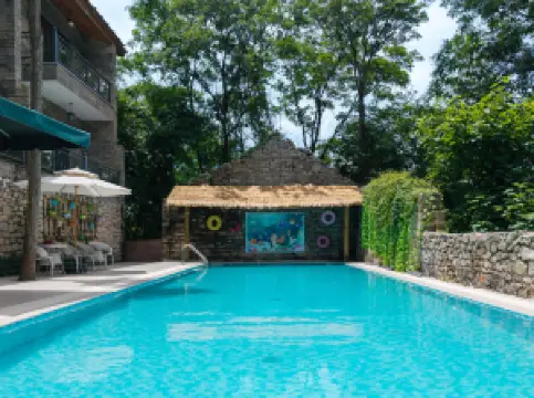 黃果樹雲端石頭寨深林民宿