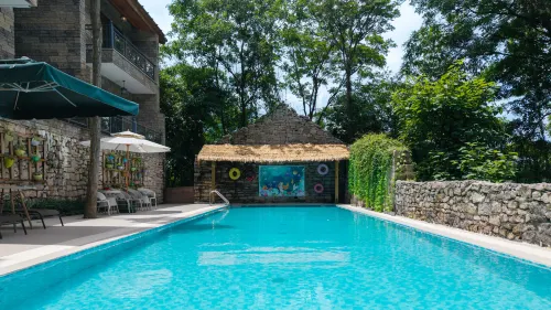 Huangguoshu Shengpin Cloud Stone Village B&B