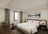 ICONIQUE HOTEL NHA TRANG