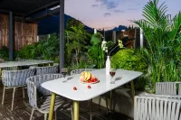 Meitu Hot .Spring Hotel (Emeishan High-speed Railway Station Baoguosi Branch) - فطور