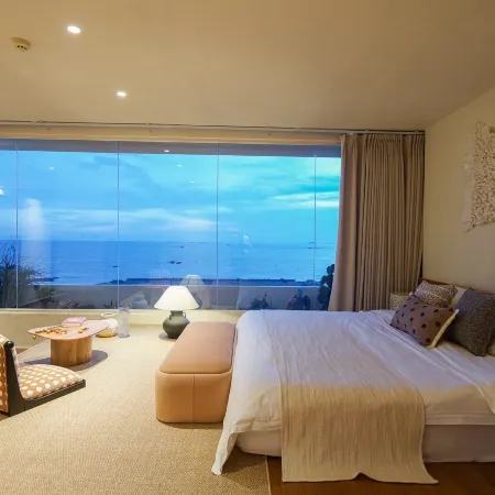 ShanWei Red Sea Bay Xiyue Sunset Oceanview Hotel