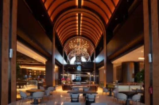 Arjuna Solitaire Hotel