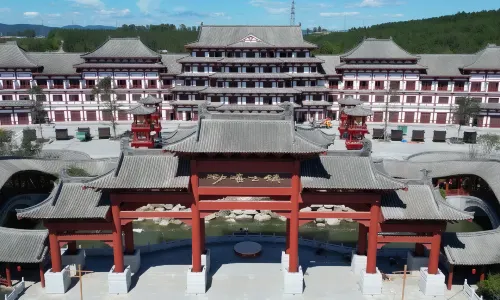 Hunchun Bohai Ancient Town Banshan Yue Homestay