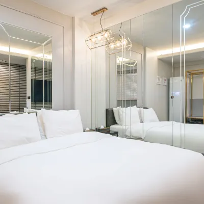 hotel99 prestige 道峰ミラクル図書館周辺のホテル