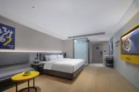 7Days Premium Hotel (Shaya People's Square Branch) فنادق في شايا