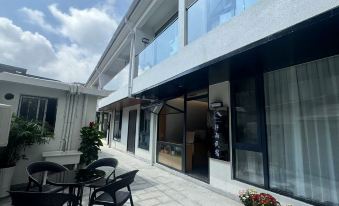 Lushan Scenic Area Xuan Yu Min Su (Lushan Scenic Area Cableway Shangzhan Branch)