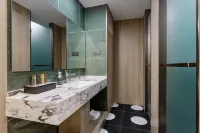LU E-Sports Hotel (Zibo People's Park Badaju) - Esports