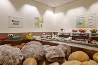 Garner Hotel BERLIN - CHARLOTTENBURG by IHG - 朝食