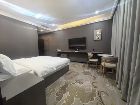 Damo Marriott Hotel Отели рядом с достопримечательностью «Tarim Populus Euphratica Forest Park»