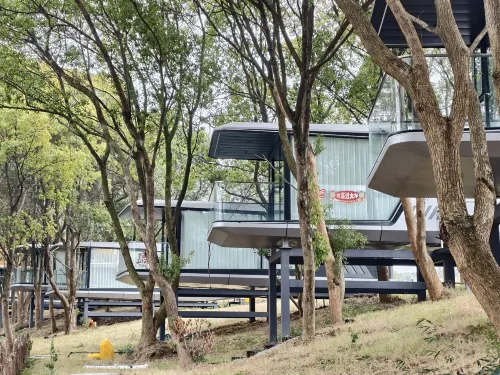 Poyang Lake Residence · Forest Lodge