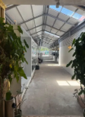 Kata Palace Phuket Hoteles cerca de Kata Hot Yoga Phuket