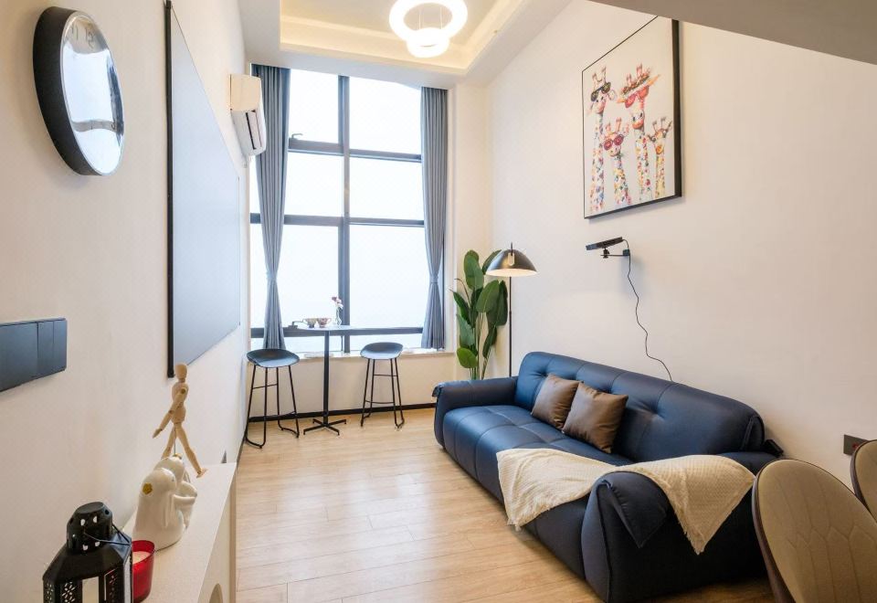 Host Katrina's Homestay (Shenzhen North Railway Station)