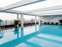 بايون هوتل جوانجتشو Hotels near لا بيرلي