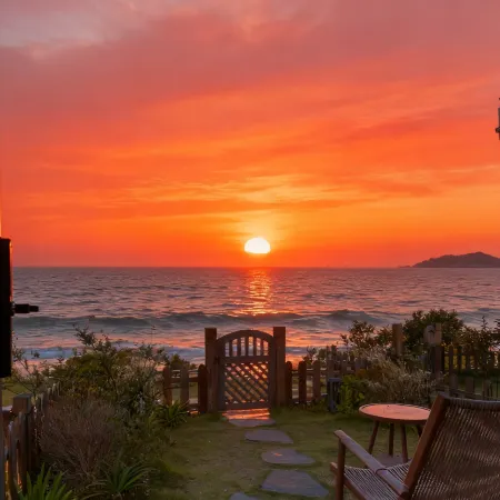 Putuo Mountain Baibu No.1 Seaview Hotel (Puji Temple Baibu Sha Branch)