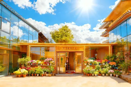 WanQinMeiXueHotel Отели рядом с достопримечательностью «Yeya (Wild Duck) Lake Holiday Resort»