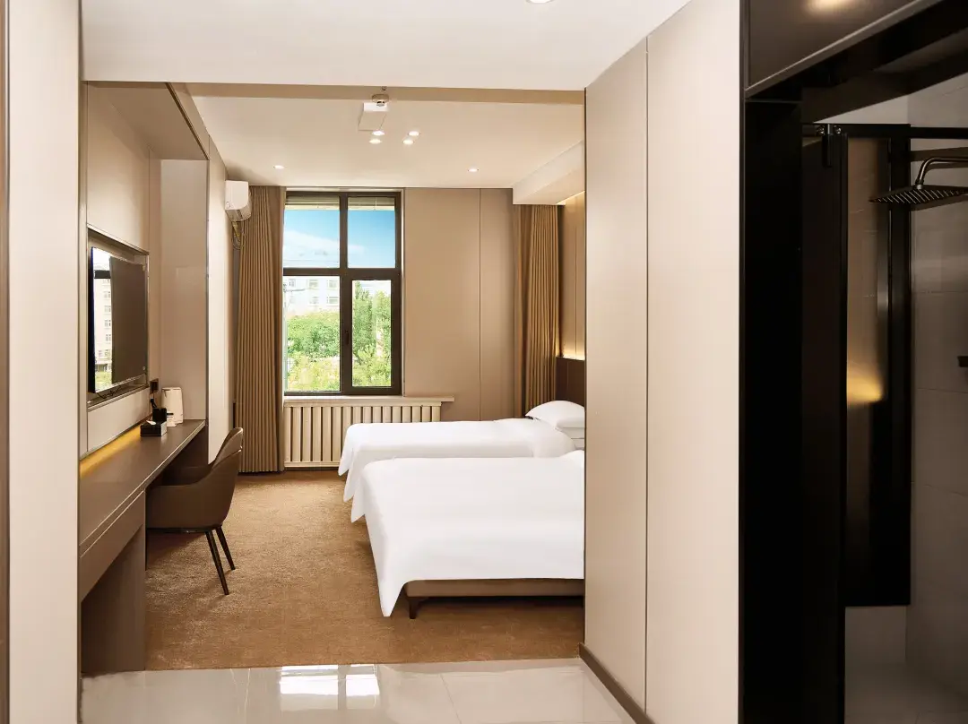 Chengjie Light Luxury Hotel - Heihe