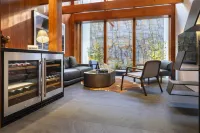 Miya Townhouse by Reflections - Inns