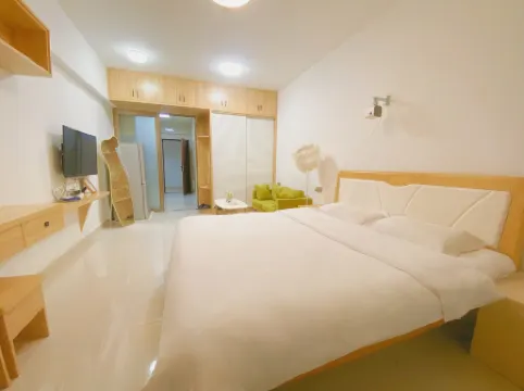 Champs Elysees Hotel Cinema