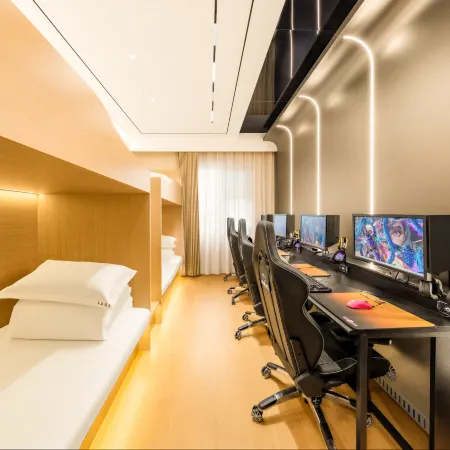 Feiyu E·S E-sports Business Hotel (Yansha Sanyuanqiao)