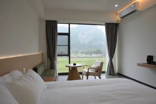 Daxin Yunjian Hotel