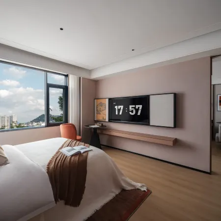 R·Y Hotel
