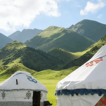 Banhu Chaomu Homestay (Sayram Lake Scenic Area)