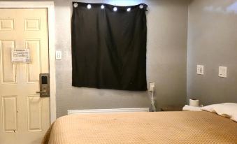 Mi Amor Inn & Suites by Hotel O Dallas Tx Hwy 352