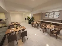 Mile Mijing Yunquan Hot Spring Hotel (Huquan Ecological Park)