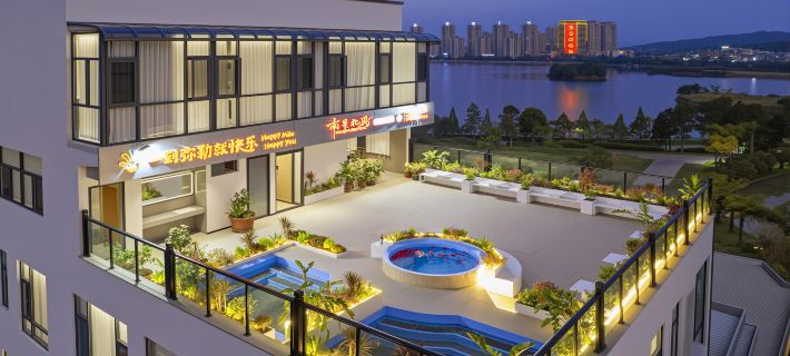 Mile Nanjing North Wind Private Hot Spring Homestay Hotels in Mile