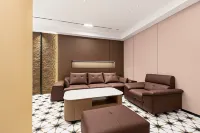 Huanzhu Hotel (The Mixc · Longyan South Road) - 2 ดาว
