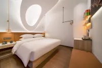 Leibao E-Sports Hotel (Renmin Road)
