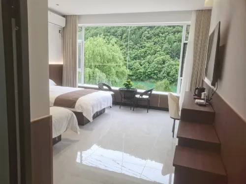 ‌Lake & Mountain Secluded Retreat‌