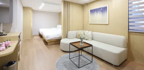 Busan Seomyeon  Nestly Hotel
