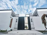 Anzhiruosu Homestay (Bagua City Scenic Area)