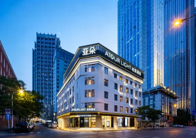 Dalian Zhongshan Square Renmin Road Atour Light Hotel