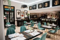 HOTEL NAPOLEON - Breakfast