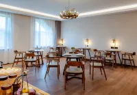 Mohe Arctic Village Songjian Yueju Luxury Wilderness Hotel - breakfast