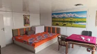 Xilamuren Zhaohuo Grasslands Homestay - Bjergudsigt
