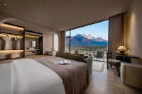 LUZBAISHA Wild Luxury Homestay | Mountain Snow Bank, Sunrise Golden Peak (Baisha, Lijiang) - سبا