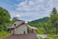HIDDEN TRACE MOUNTAIN LODGE - breakfast