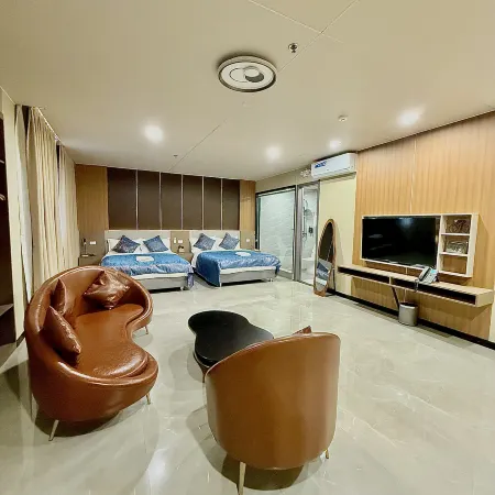 Skyport Hotel